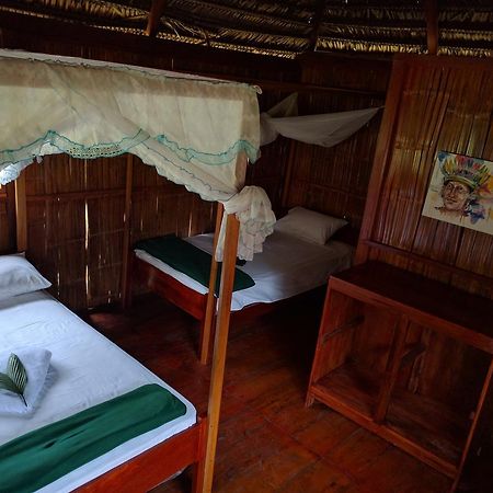 Green Forest Ecolodge Puerto Montufar Kültér fotó