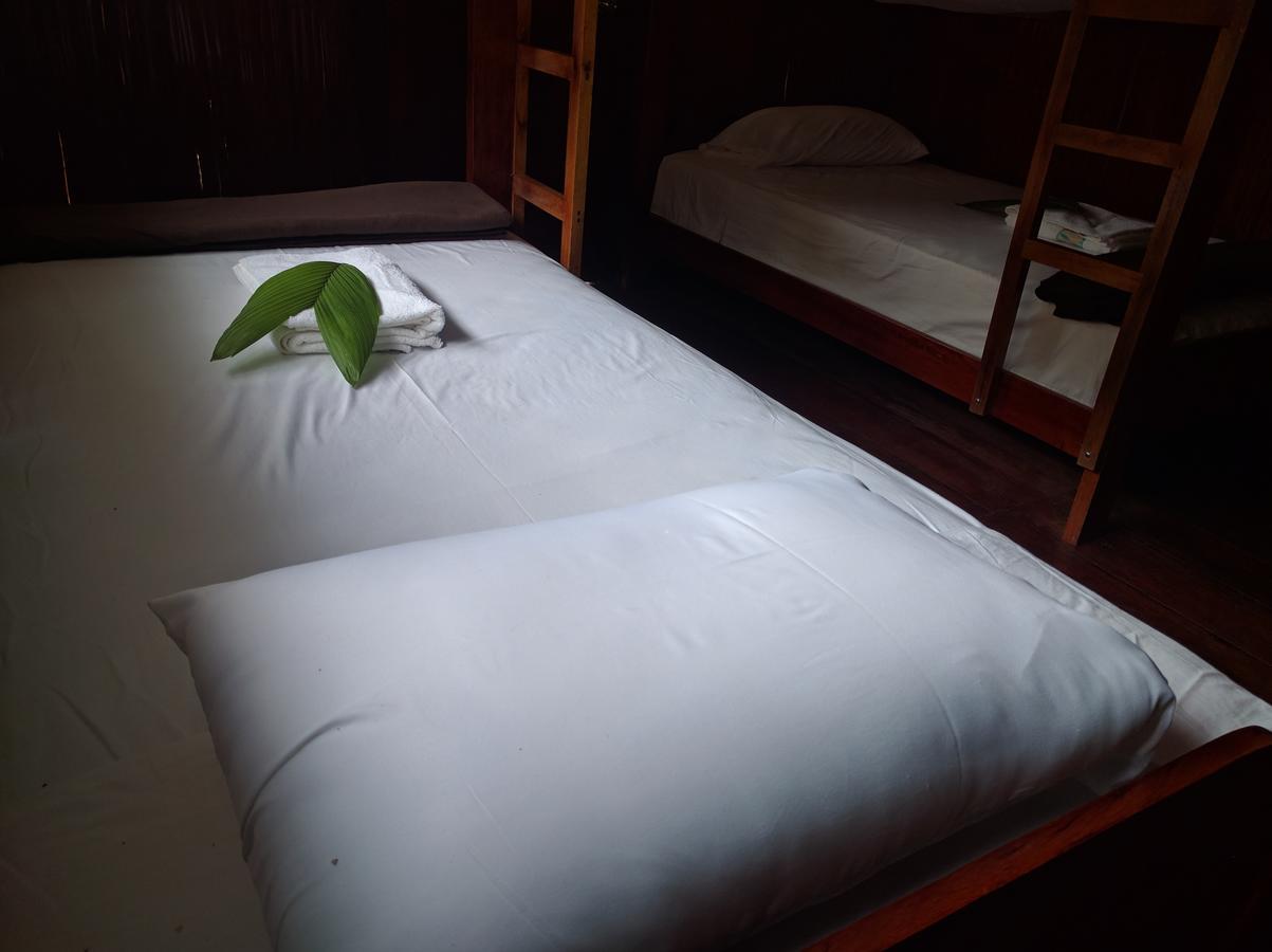 Green Forest Ecolodge Puerto Montufar Kültér fotó